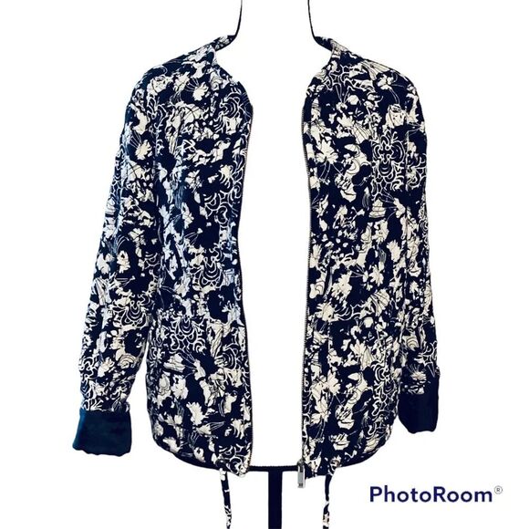 Christopher Banks Size Medium Quilted Jacket Coat Floral‎ Black/White Small - Picture 1 of 11